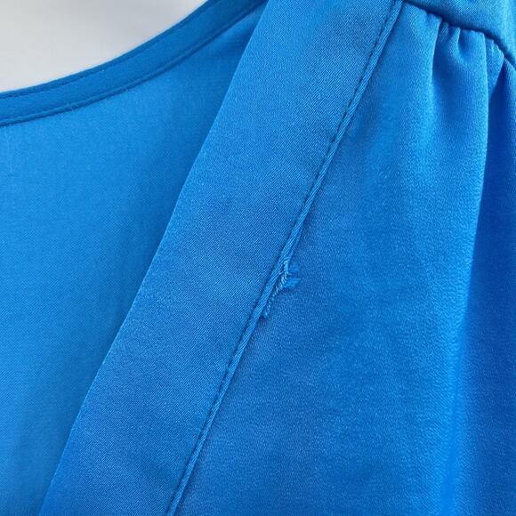 Vince Camuto Women's Ruffle V-neck Blouse - Ibiza Blue - XXL - New with tags - Picture 4 of 7